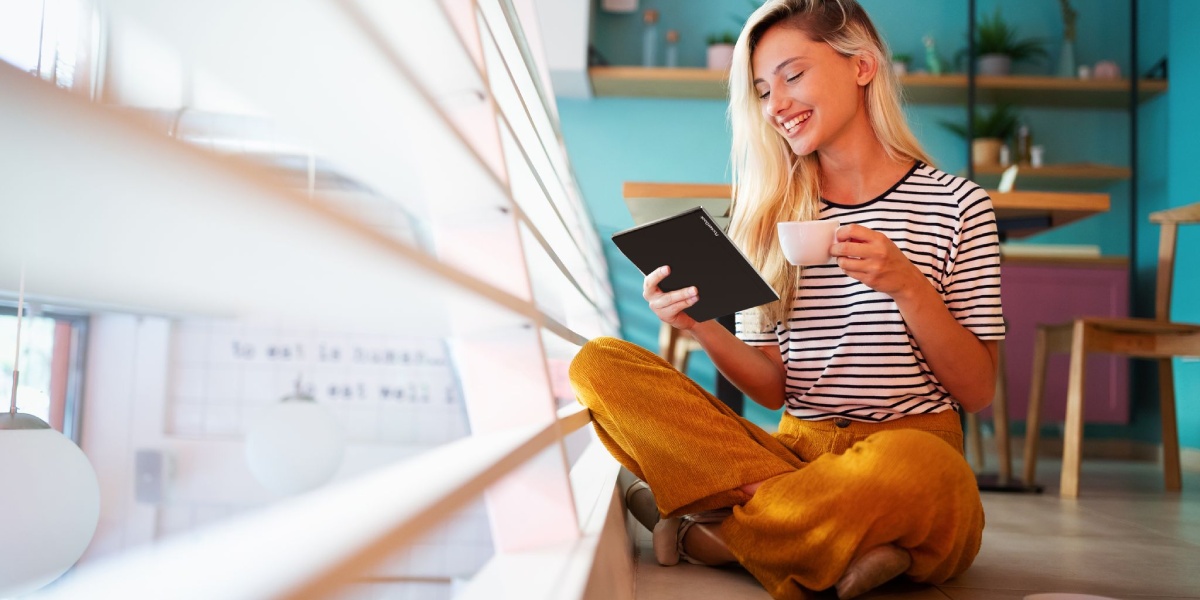 PocketBook Viva - täisvärvigamma ja kõik e-lugeri jaoks võimalikud helifunktsioonid